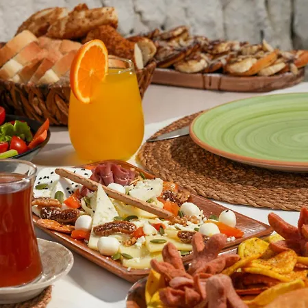 Nuriye Aparthotel *