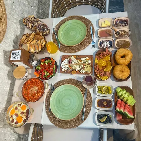 Nuriye Apartahotel *